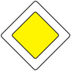знак 2.3 Головна дорога
